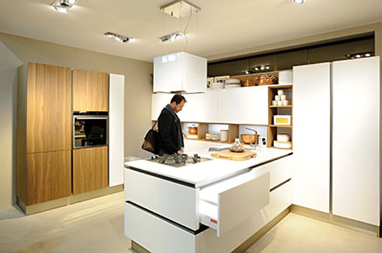 Avances en revestimientos sustentables en polvo para muebles de tableros MDF