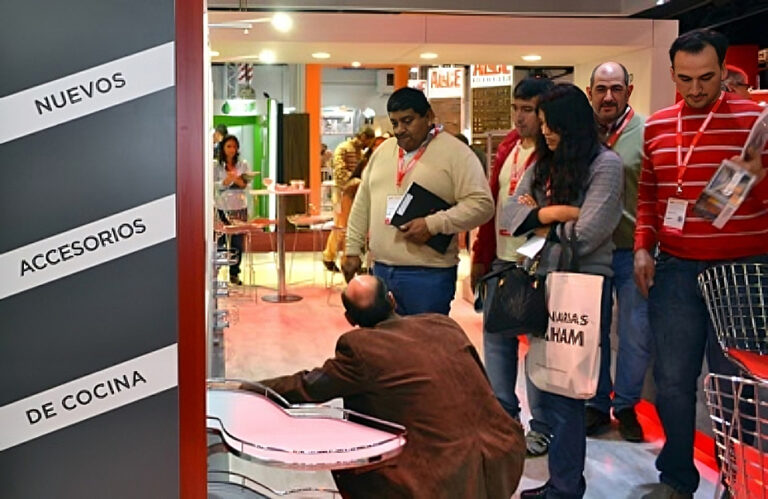 Gran concurrencia de fabricantes, carpinteros y profesionales en FITECMA 2017