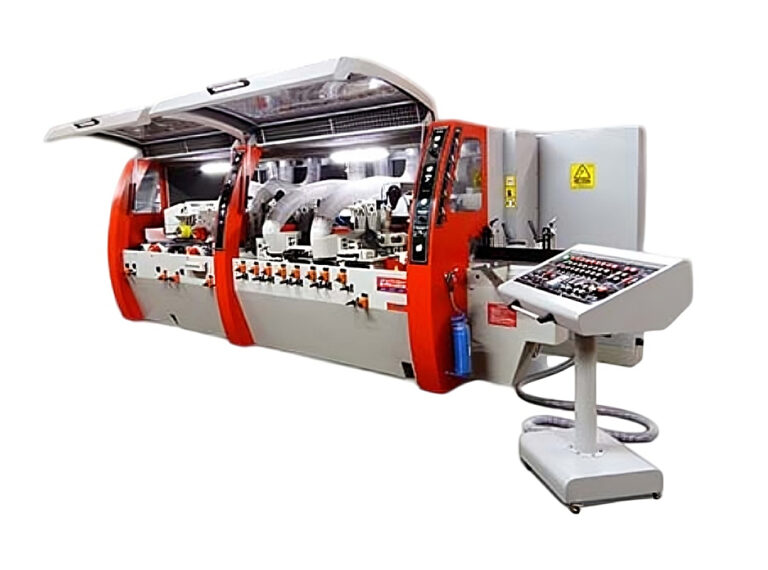 Nueva moldurera Supertech de 11 ejes para mayor producción