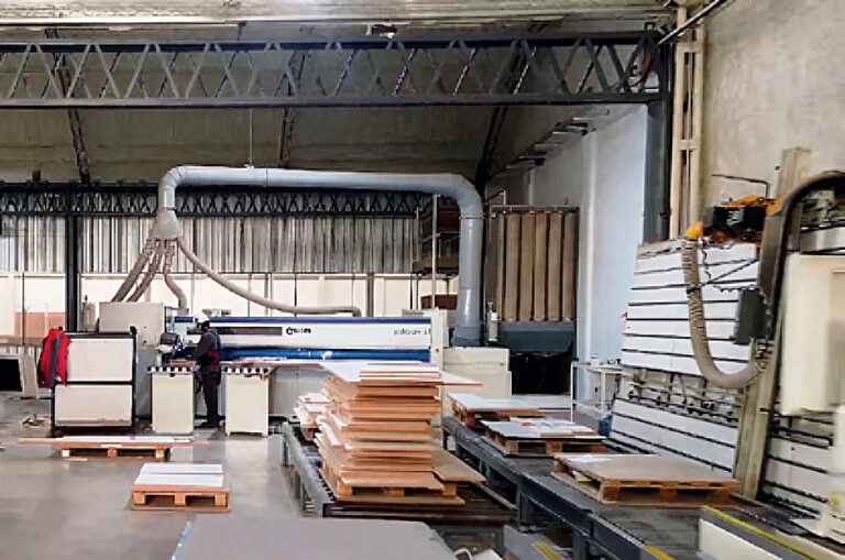 La Casa del Carpintero: primera empresa con dos almacenes inteligentes