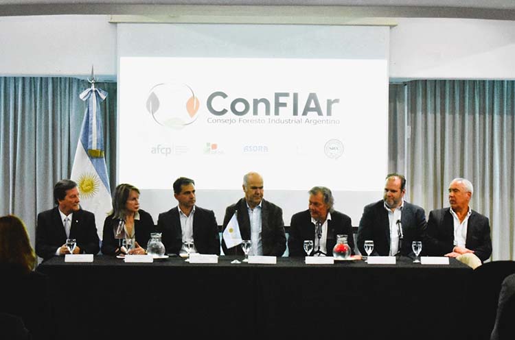 CONFIAR señaló que en 2025 la competitividad será clave para el sector